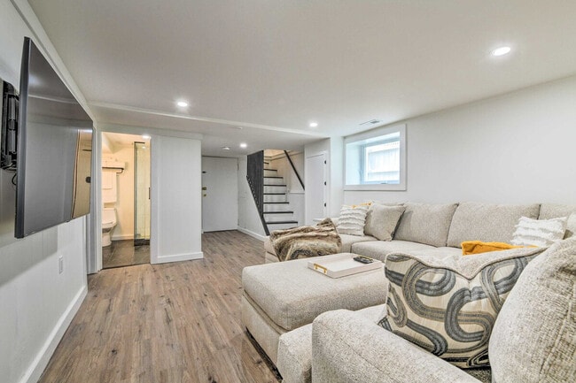 Photo - 1129 Augusta St Unidad ID1306409P