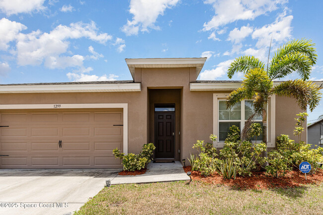 Photo - 1299 Buffing Cir SE Casa