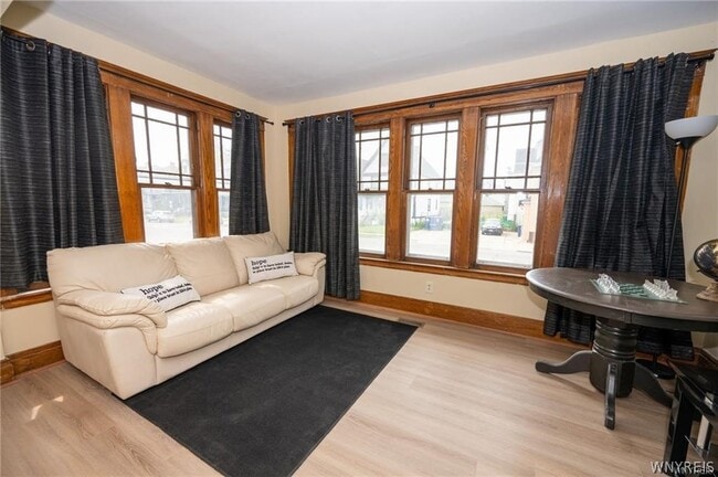 Photo - 98 E Delavan Ave