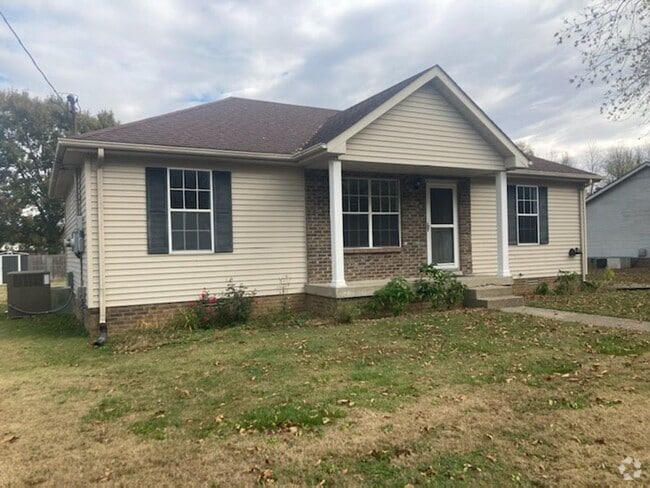 Building Photo - 219 Tobacco Rd Rental