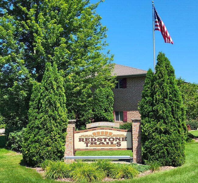 Photo - Redstone Trails