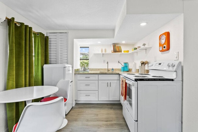 Photo - 5708 N Suwanee Ave Apartamento Unidad ID1271932P