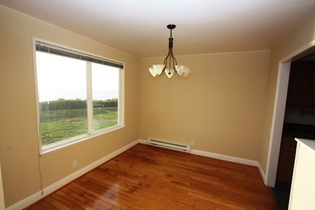 Photo - Amazing Ocean Views! Ocean Facing 2 Bed, 1 Bath Condo in Pacifica