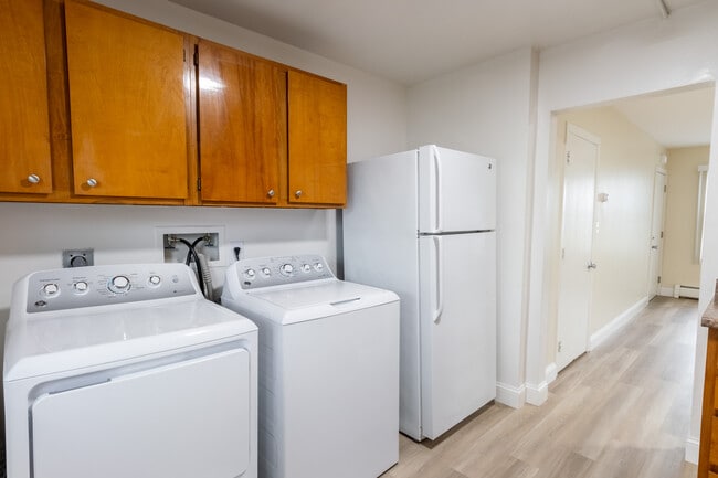 Photo - Newport Landings Apartment Community