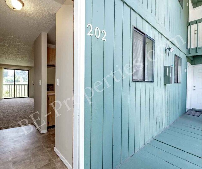 Photo - Cozy 1 Bedroom in the By The Green Community.