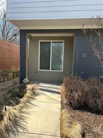 Photo - 1293 Clifftop Ln