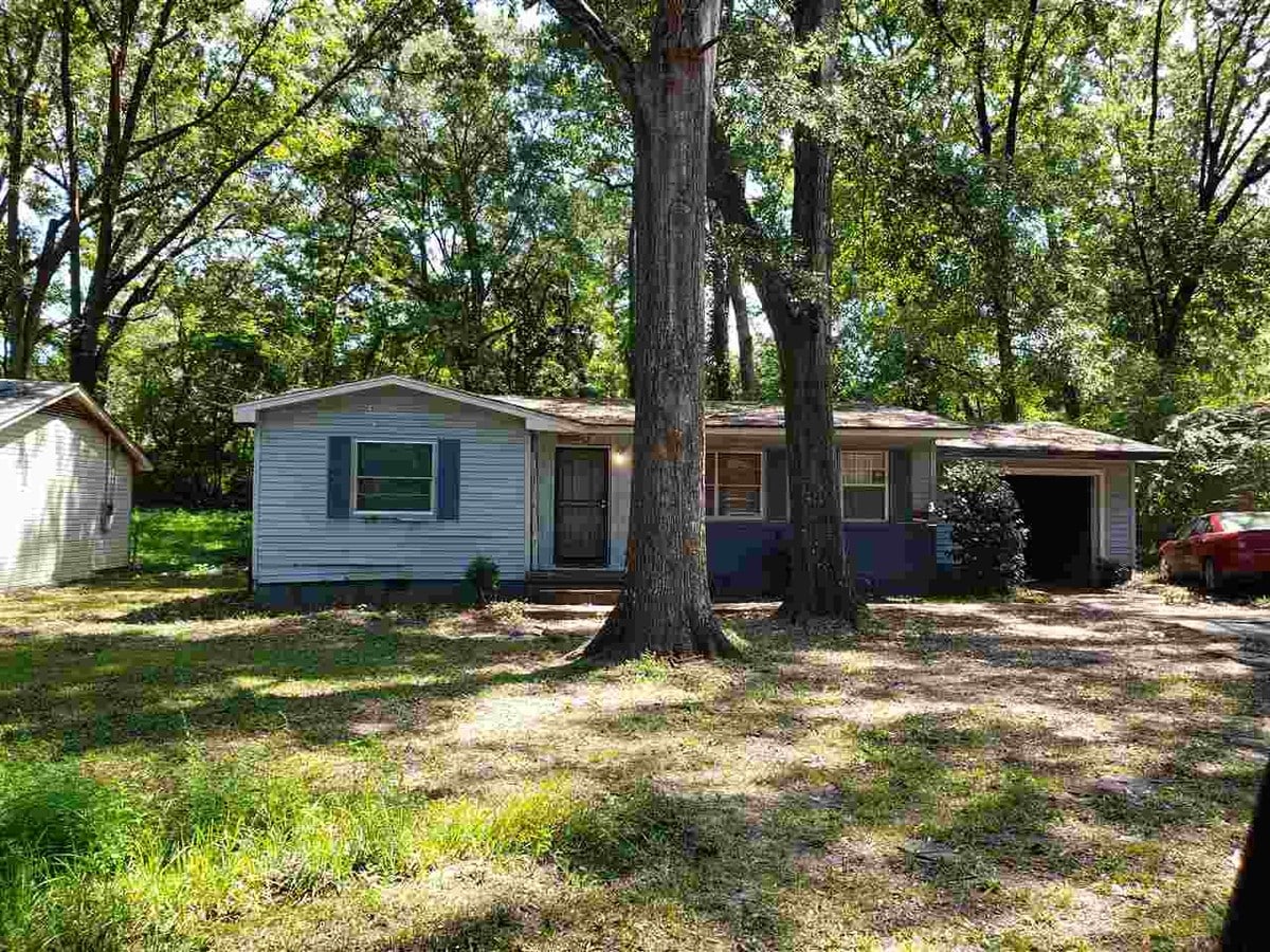 Photo - 2430 Paden St