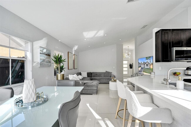 Photo - 1451 NW 47th Ave