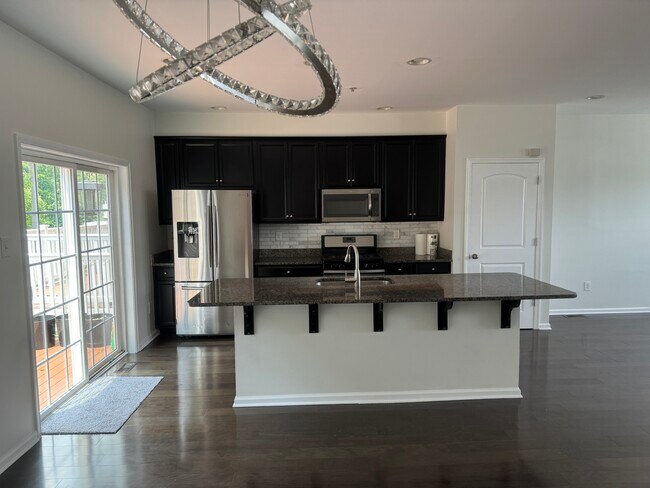 Photo - 112 Graystone Dr