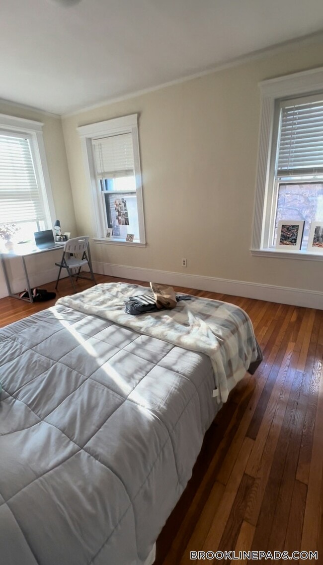 Photo - 73 Longwood Ave Unit 3R