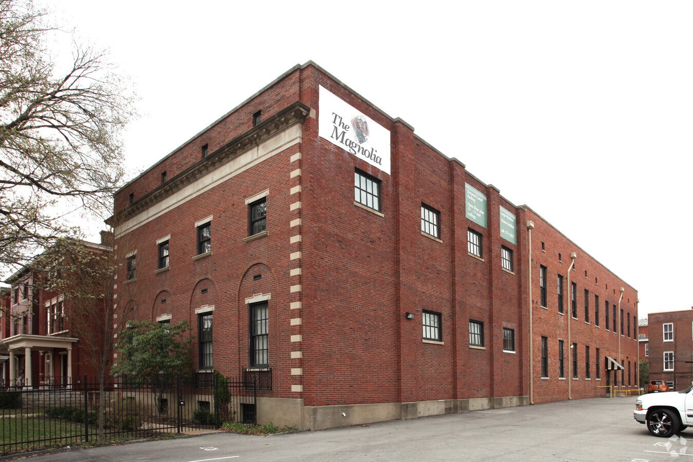 Photo - The Magnolia