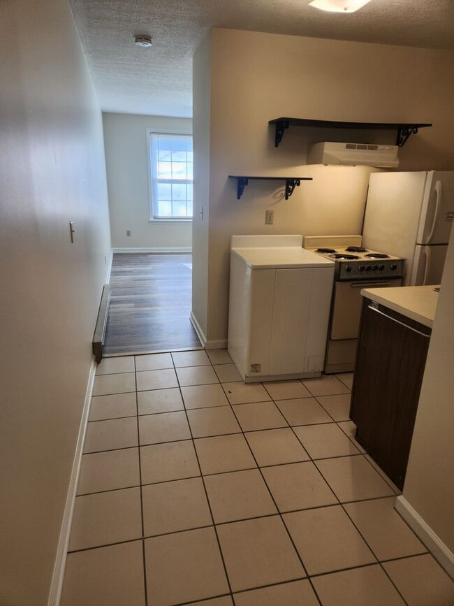 Photo - One Room Efficiency Apt in Ashland City Unit 103E
