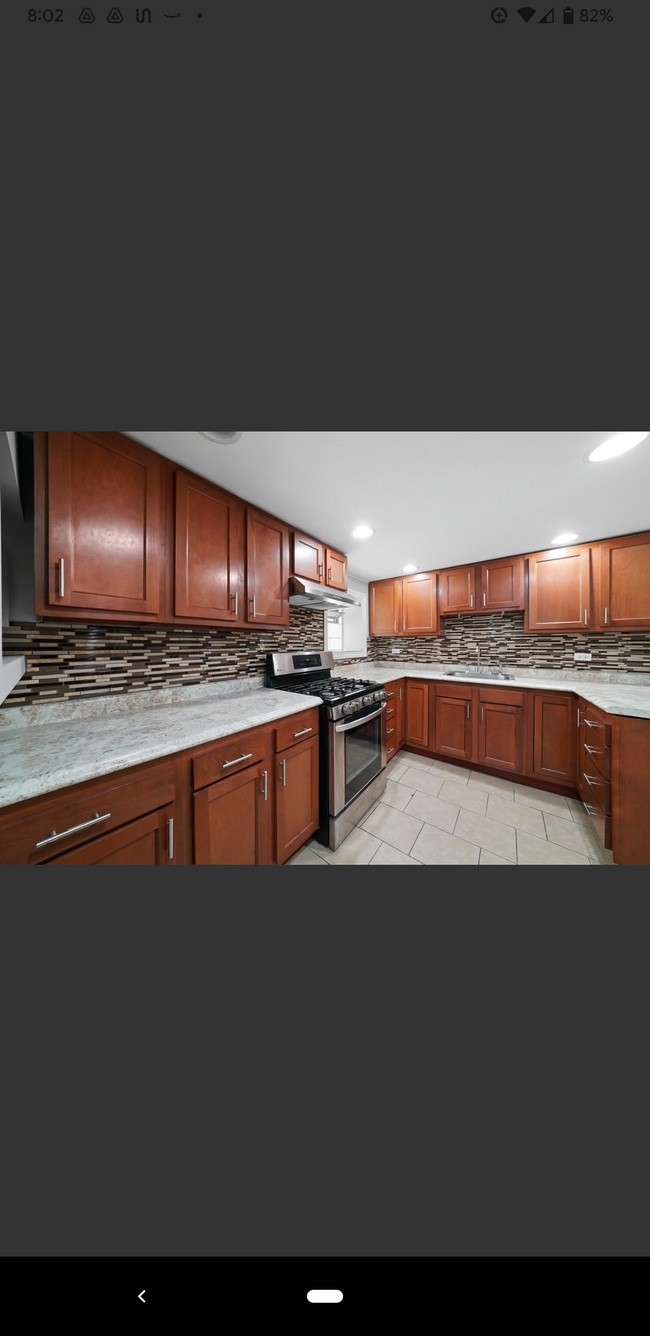 Photo - 3139 W Leland Ave Unit #B