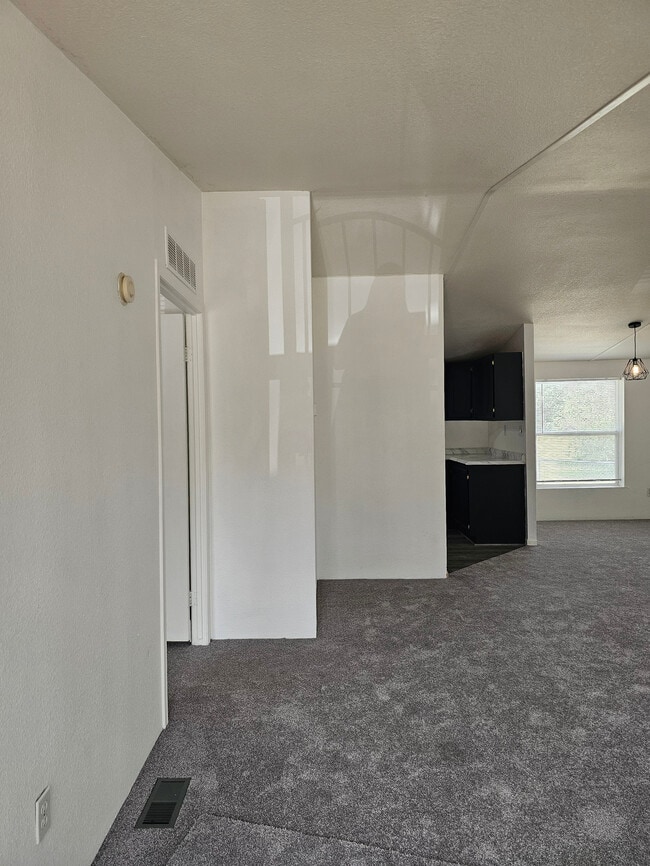 Photo - 3078 Rainbow Lake Dr