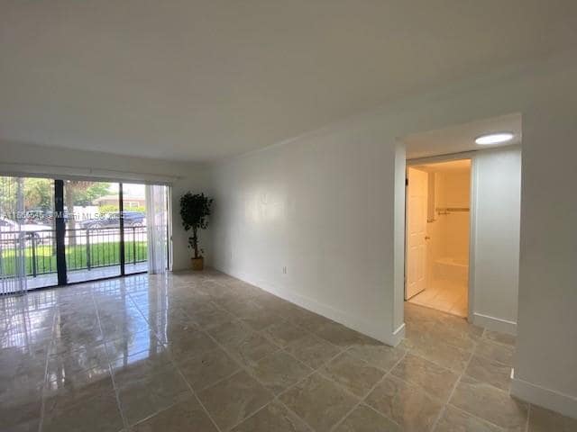 Building Photo - 650 NE 149th St Unit 107A Rental