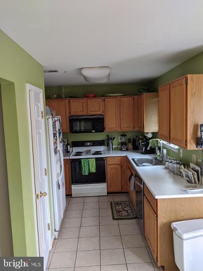 Building Photo - 14011 Reverend Boucher Pl Rental