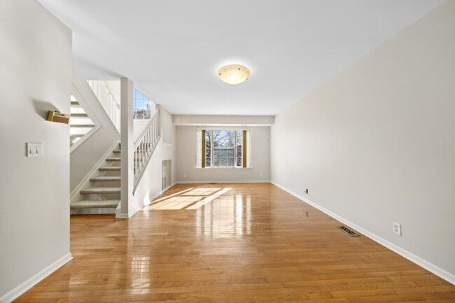 Photo - 222 Willis Ave