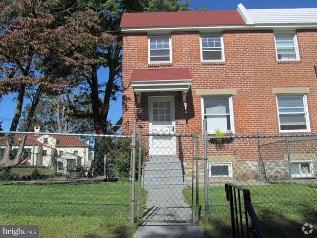 Building Photo - 504 Acorn St Rental