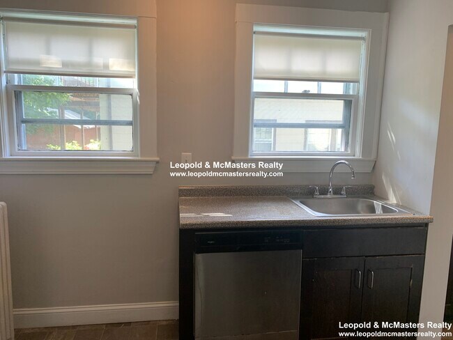 Photo - 136 Arlington St Unit 137 Arlington street 1