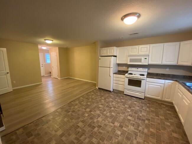 Photo - Fox Run Townhomes 1 Unidad 804 E Lincoln Avenue