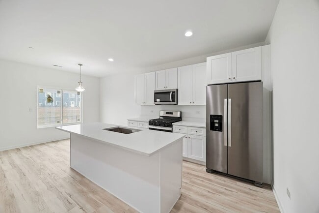 Photo - 1234 Gillespie Ln