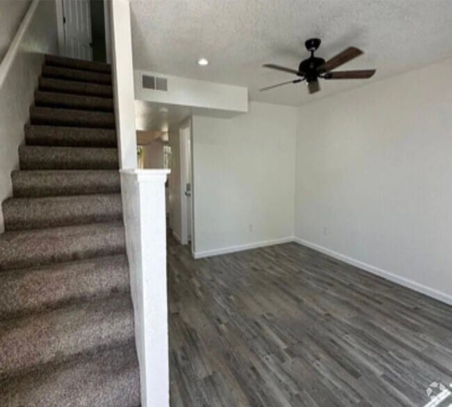 Building Photo - 4854 E University Ave Unit 102 Rental