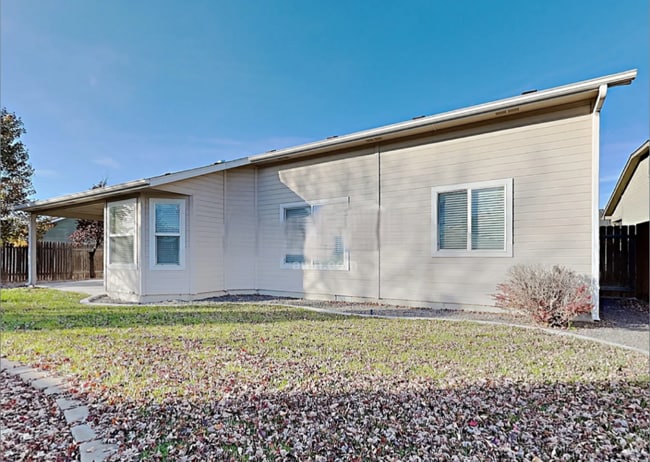 Building Photo - 11115 W Rose Lake St Rental