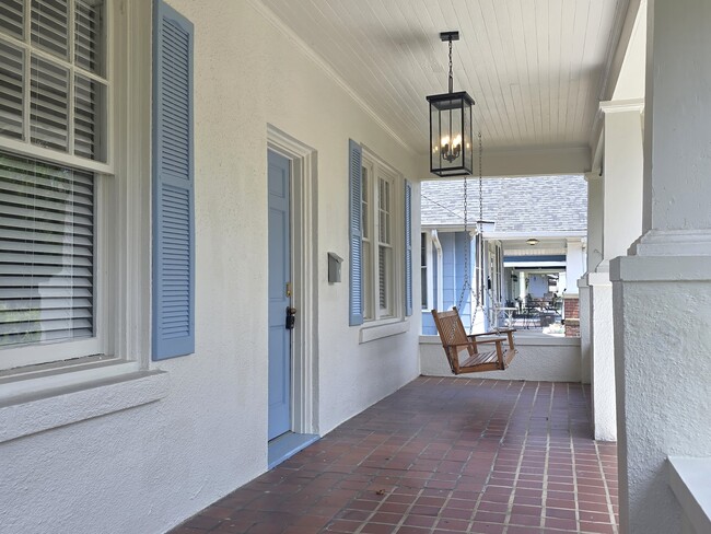 Photo - 1429 Stovall St