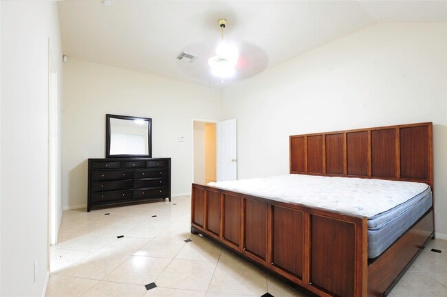 Photo - 7023 Shaman Ln
