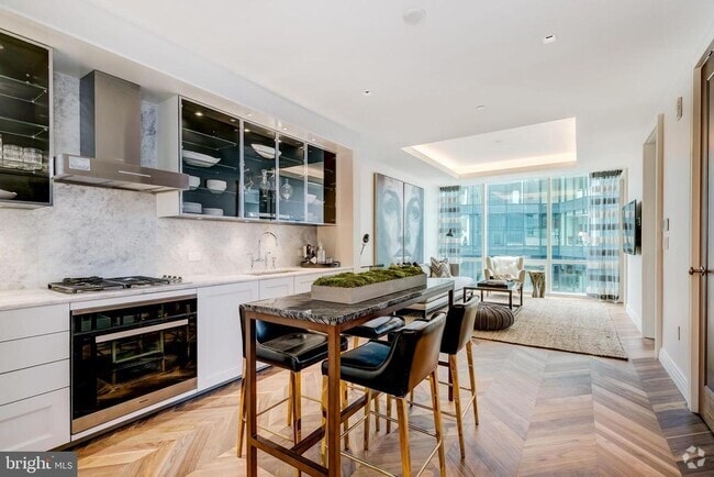Building Photo - 300 International Drive Unit 2307 Rental