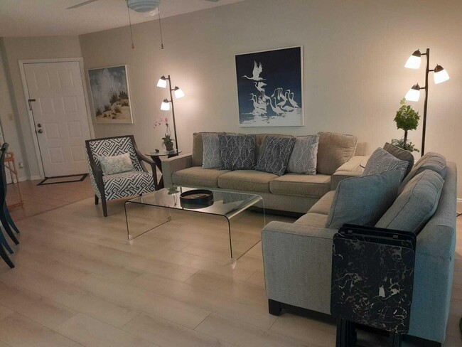 Photo - 1605 S US Hwy 1 Unidad C302