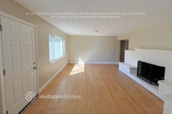 1115 Vervais Ave