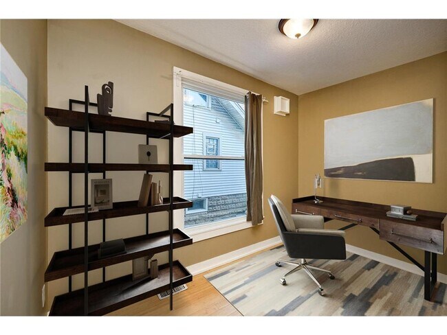 Photo - 1036 15th Ave SE