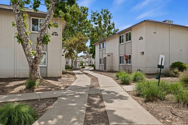 Delta Pines Apartments