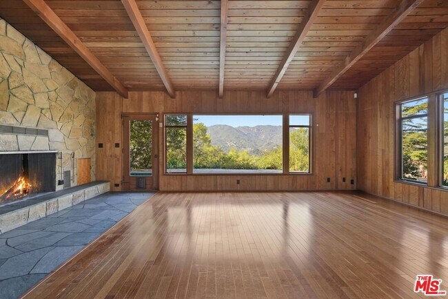 Photo - 21277 Entrada Rd Casa