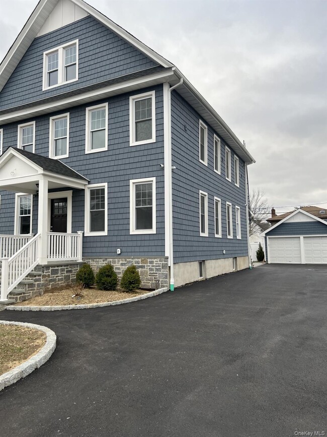 Photo - 70 Peterson Pl Unit 2B