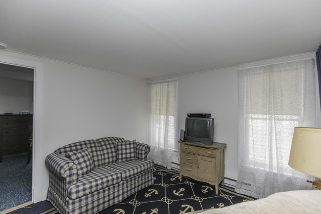 Photo - 35 1/2 Olin St Unit B