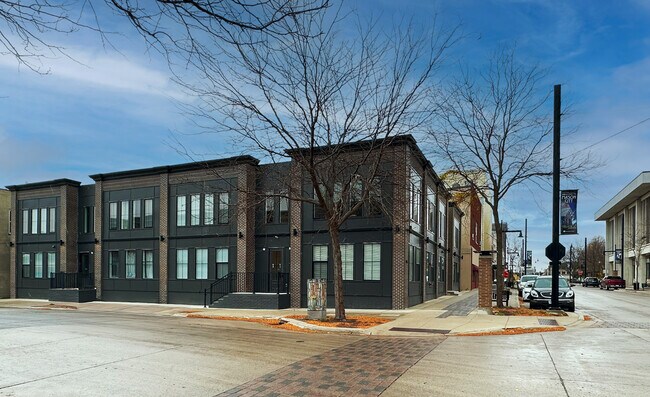 Federal Ave Rowhomes