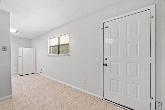 Photo - 248 Four Mile Rd