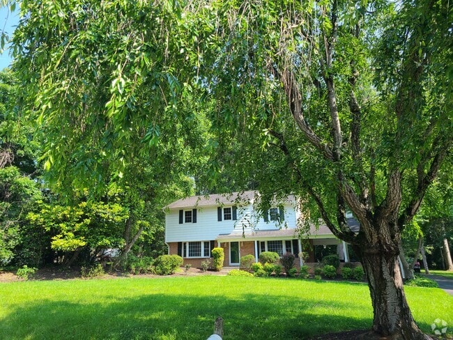 Building Photo - 10617 Good Spring Ave Rental