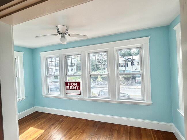 107 Loring Ave Unit 2