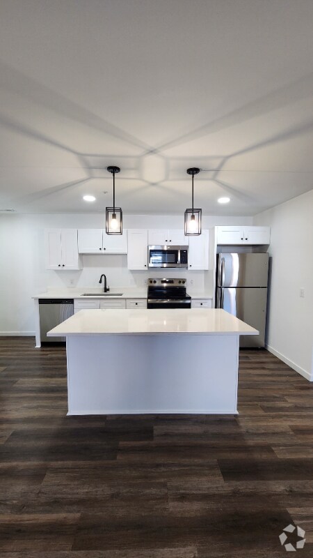 Building Photo - 865-851 Arthur Dr Unit 203B Rental