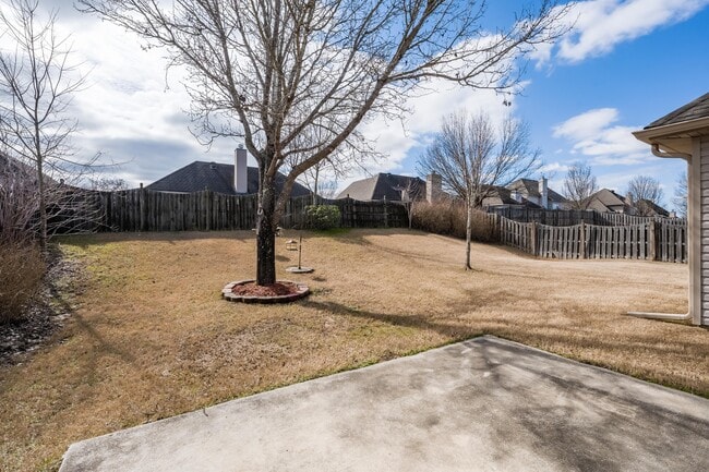 Photo - 2520 Stonecreek Trail