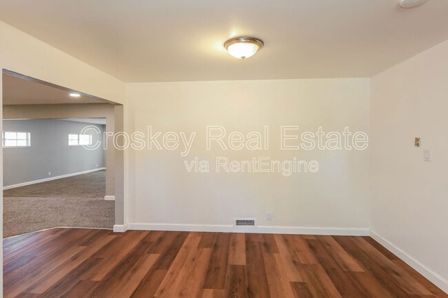 Photo - 929 Jensen Cir