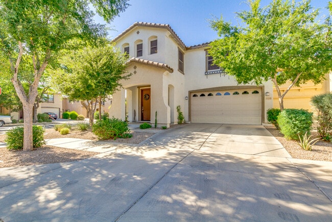 Beautiful 4-Bedroom Home For Rent in Queen... - Beautiful 4-Bedroom Home For Rent in Queen...