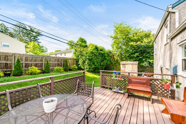 Photo - 313 Williams Rd