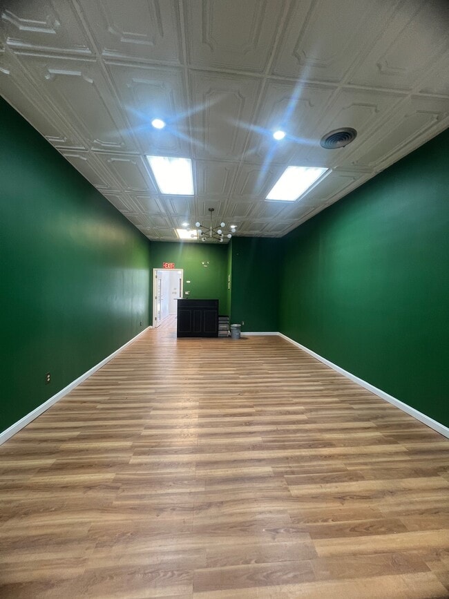 Photo - 331 Main St Unidad 331 - Commercial Space