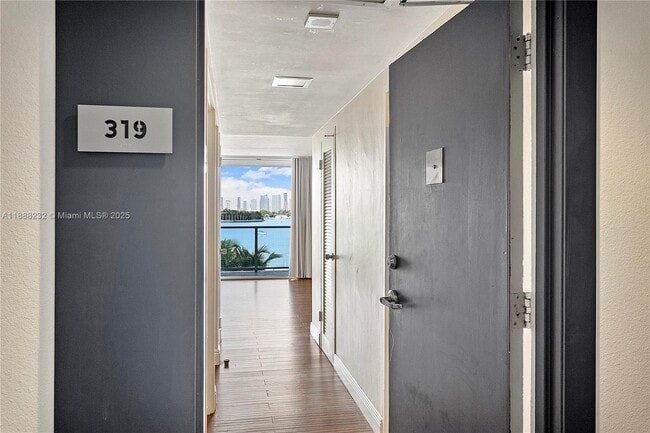 Photo - 1000 West Ave Unidad 319