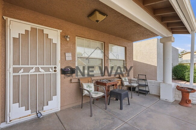 Photo - 2929 E Broadway Rd