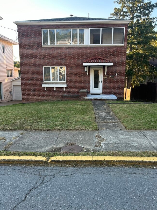 Photo - 324 S High St Unit High street apartment